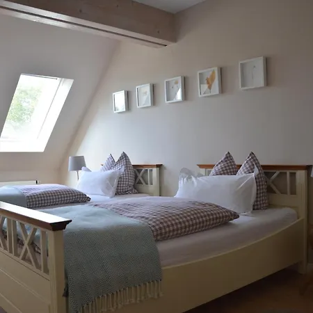 Ehemaliges Pfarrhaus Alt Teterin