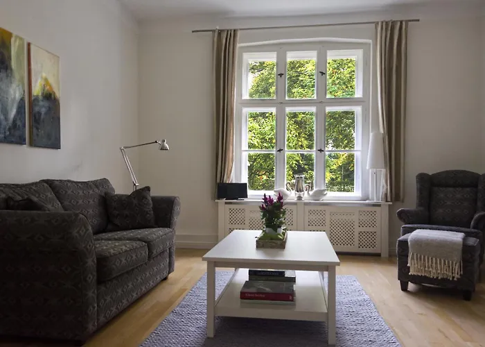 Ehemaliges Pfarrhaus Alt Teterin Апартаменты *